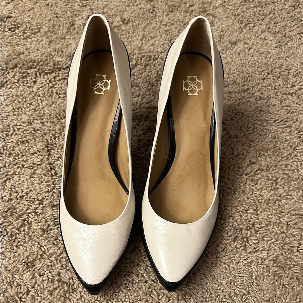 Ann Taylor White & Black Women's Pumps